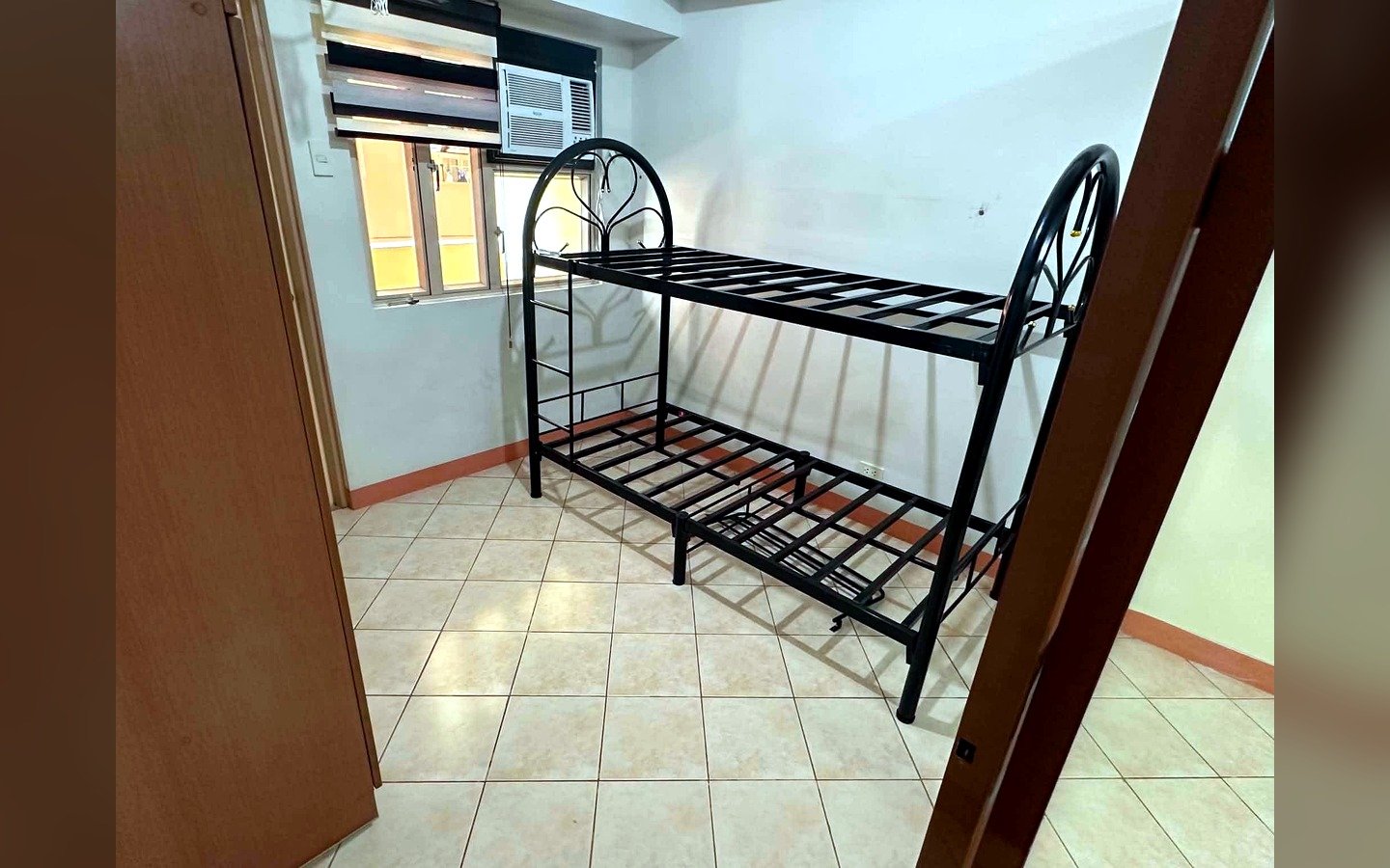 1-Bedroom Condo for Rent in Manila Residences Tower 2, Taft Avenue, Manila | 29 sqm