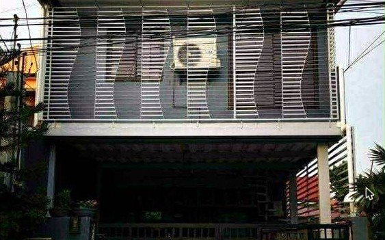 Furnished House and Lot for Sale in Levitown Village, Parañaque | Rooftop Pool