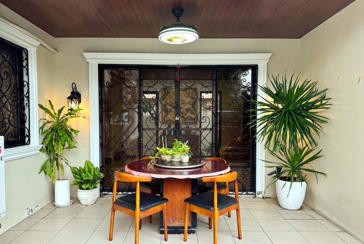5-Bedroom House and Lot for Sale in Parkplace Village, Imus, Cavite | 432 sqm