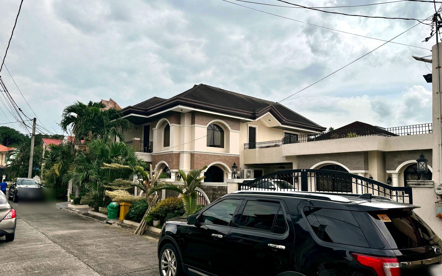 5-Bedroom House and Lot for Sale in Parkplace Village, Imus, Cavite | 432 sqm