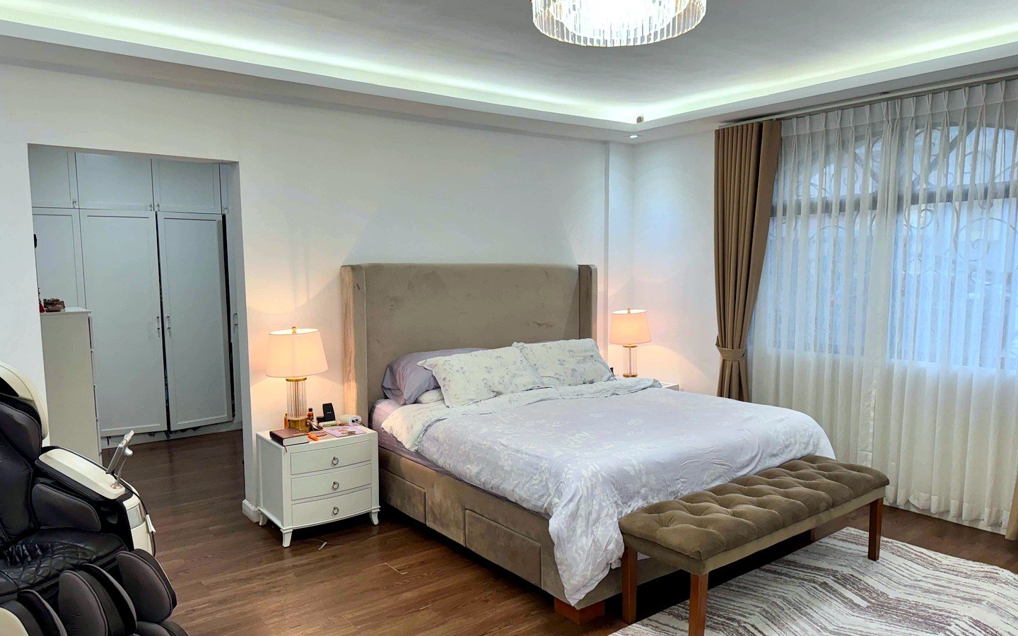 5-Bedroom House and Lot for Sale in Parkplace Village, Imus, Cavite | 432 sqm