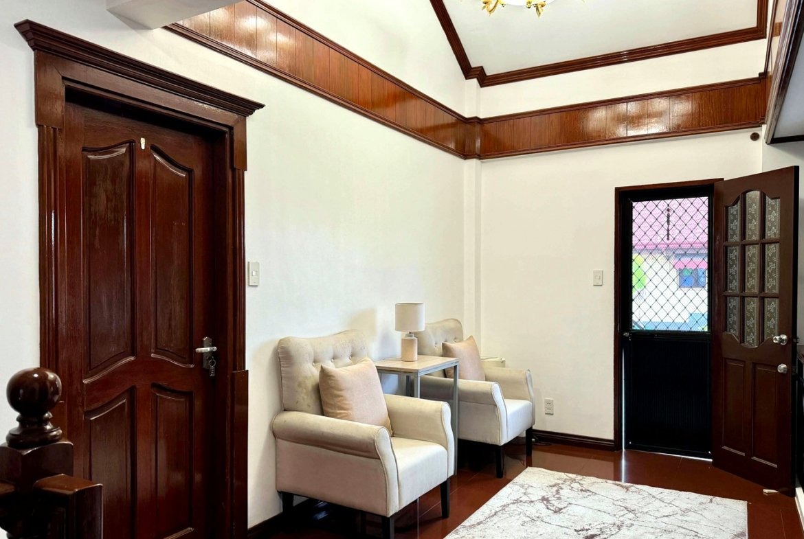 5-Bedroom House and Lot for Sale in Parkplace Village, Imus, Cavite | 432 sqm