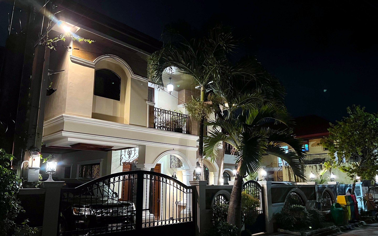 5-Bedroom House and Lot for Sale in Parkplace Village, Imus, Cavite | 432 sqm