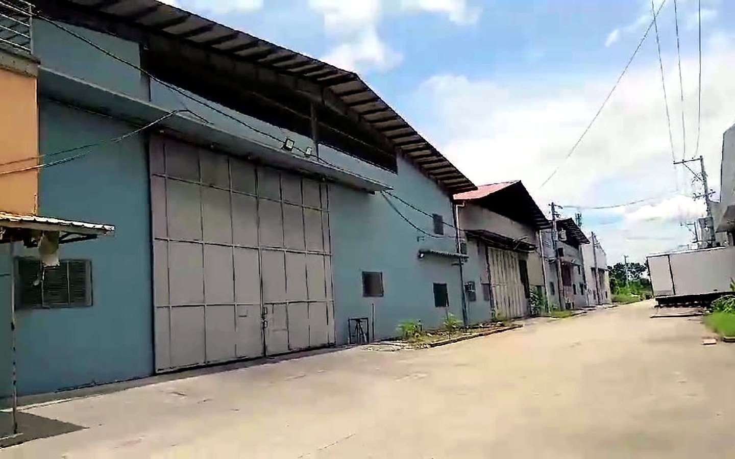 warehouse-for-sale-global-industrial-san-simon-pampanga-complex-view Warehouse for Sale in Global Industrial, San Simon, Pampanga | 1,092 – 3,627 sqm