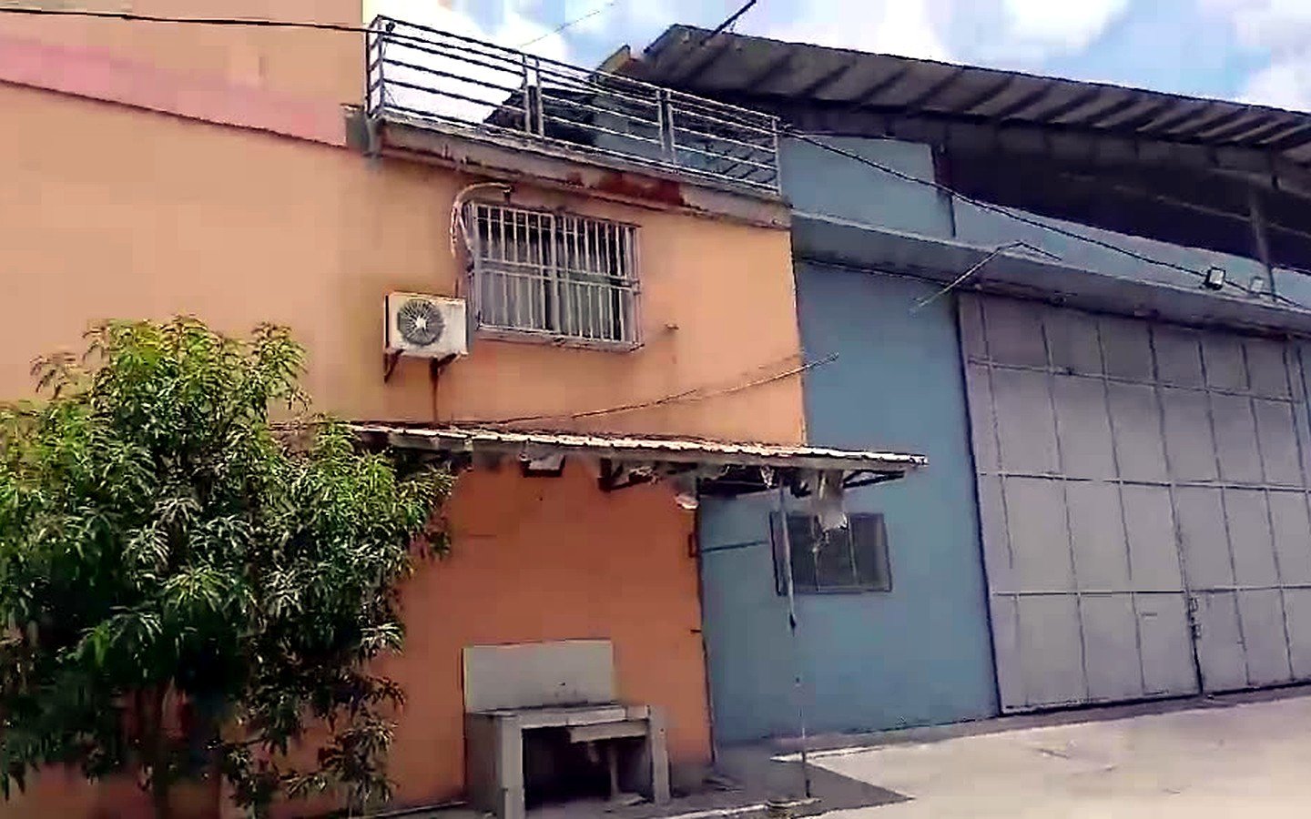 warehouse-for-sale-global-industrial-san-simon-pampanga-office-staff-house Warehouse for Sale in Global Industrial, San Simon, Pampanga | 1,092 – 3,627 sqm