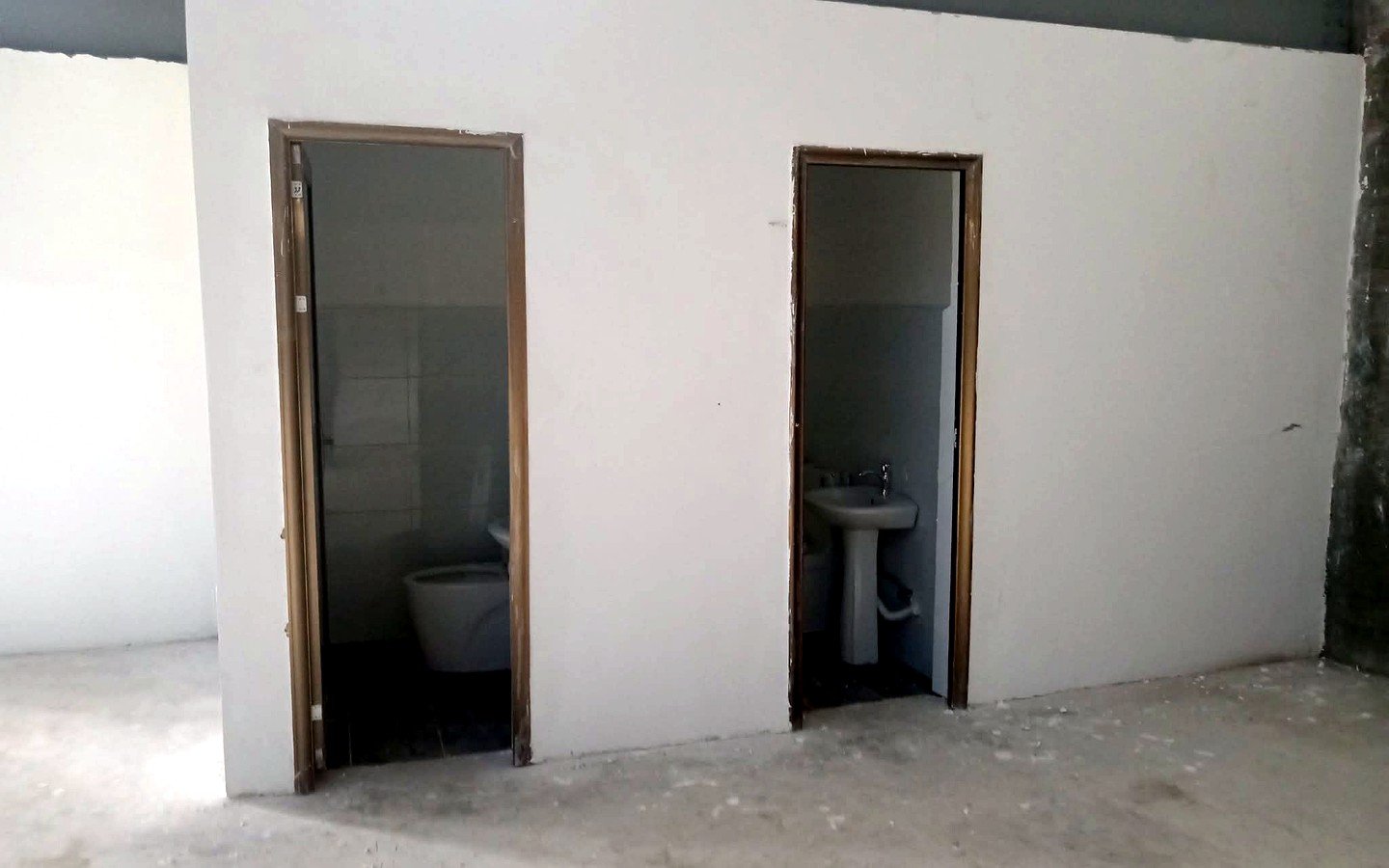Warehouse for Sale in Pulilan, Bulacan | 1,728 sqm, 5 Minutes to NLEX